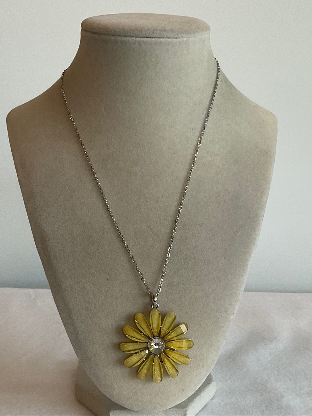 Yellow Daisy Pendant Necklace